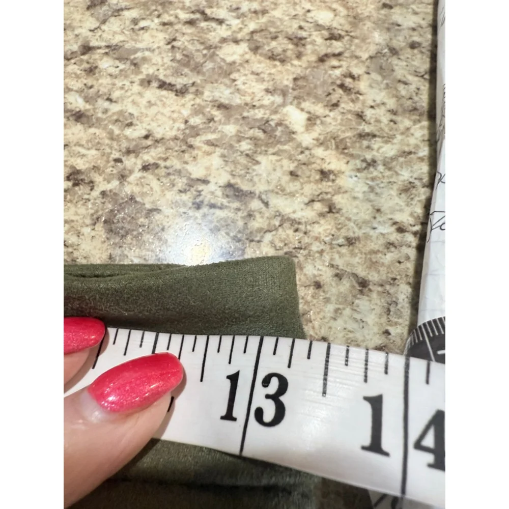 7 For All Mankind Olive Green Skinny Jeans Size 26